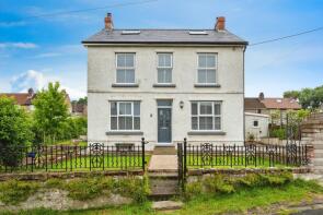 8 Gwynaseth, Maespica Road, Lower Cwmtwrch, Swansea SA9 2PP