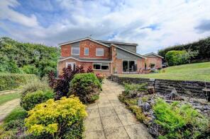 Holly Lodge, Water End Road, High Wycombe HP14 3XF