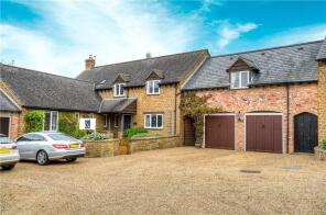 Fairfax House, The Old Stableyard, Langdon Lane, Warwick CV35 0UQ