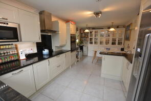 17, Tally Ho Road, Ashford TN26 1HJ