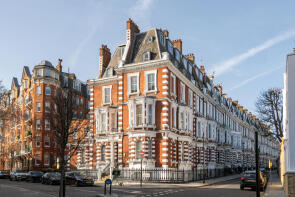 Flat 13, 1-5, Hornton Street, London W8 7NP