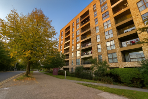 91, 3 Abbotsford Court, Lakeside Drive, London NW10 7GB
