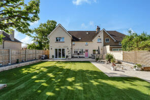 107, Woodthorpe Road, Ashford TW15 3JX