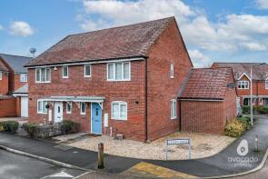 29, Tabby Drive, Reading RG7 1WQ