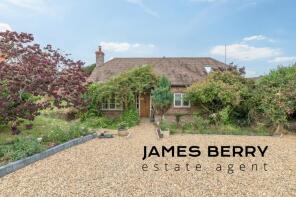 Poppyfield, Spring Lane, Bedford MK44 1AT