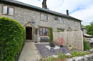 25, Lower Wood, Buxton SK17 8SY