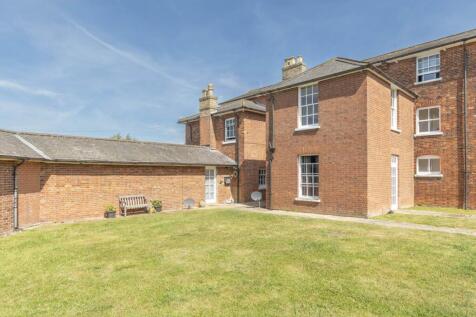 Hillcrest Court, Pulham Market
