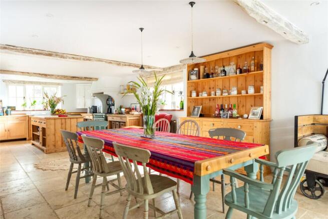 Kitchen/Dining