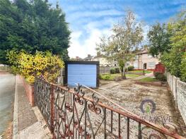 24, Knollbeck Lane, Brampton Bierlow, Rotherham S73 0TP