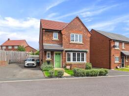 3, Redwing Close, Streethay, Lichfield WS13 8XH