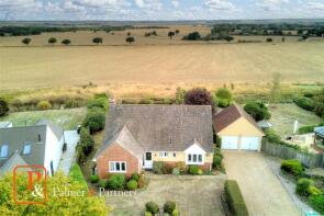 8, Pyefleet View, Colchester CO5 7LD