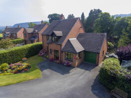 3 Tabur House, Church Close, Leighton, Welshpool SY21 8HL