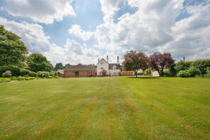 Cross Green Farm, Green Lane, Tamworth B78 2BJ