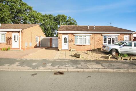 Crutchley Way, Whitnash, Leamington Spa, Warwickshire, CV31