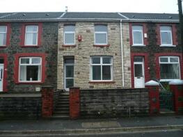 27, Bronallt Terrace, Abercwmboi, Aberdare CF44 6BW