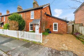 12, Queens Road, Lyndhurst SO43 7BR