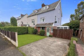 35, Hazel Grove, Wolverhampton WV5 9EG