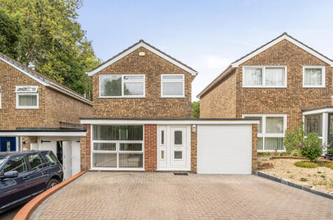 Turnstone Gardens, Lordswood, Southampton, Hampshire, SO16