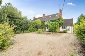 4, Brock Hill Cottages, Bracknell Road, Warfield, Bracknell RG42 6LJ