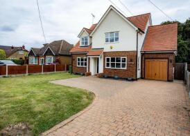 Southacre, Gardiners Lane North, Billericay CM11 2XA