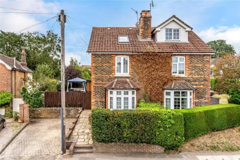 High Street, Dormansland, Surrey, RH7
