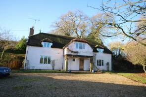 Highfield Lodge, Newbury Road, Great Shefford, Hungerford RG17 7EE