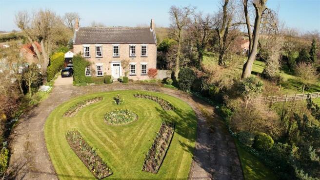 4 bedroom Detached for sale