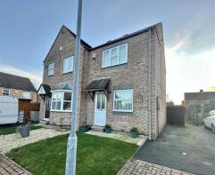 7, Chestnut Meadows, Mirfield WF14 0HH
