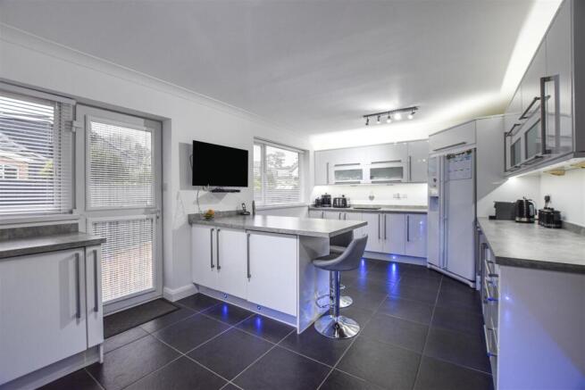 Kitchen / Diner