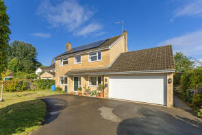 28, Lime Trees, Chippenham SN15 4BN