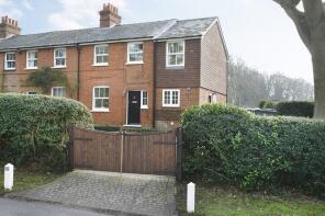 4, Station Cottages, Bagmore Lane, Basingstoke RG25 2PY