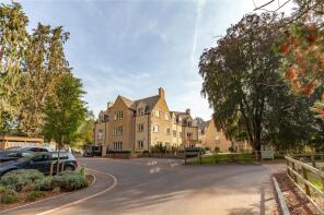 6 Bourton Lodge, Stratton Court Village, Stratton Place, Cirencester GL7 2NB