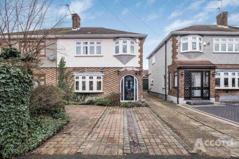 Esk Way, Romford, RM1