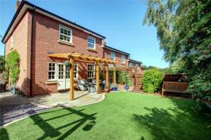 5, Amphlett Court, Galton Way, Droitwich WR9 7ET