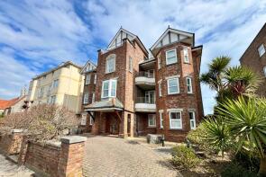 3, 12 Island View Court, Rempstone Road, Swanage BH19 1DL