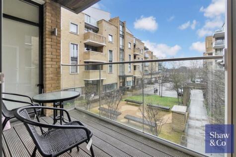 Frazer Nash Close, Isleworth