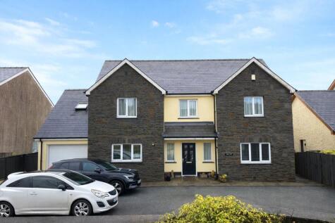 Panteg Cross, Llandysul, Ceredigion, SA44