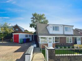 76, Cotswold Crescent, Bury BL8 1QP
