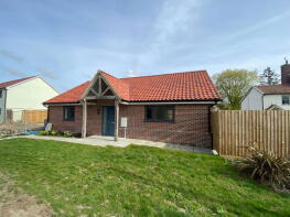 3, Greenlands, Bedfield IP13 7EE
