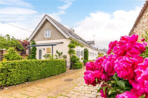 1, Rectory Court, Marlborough Road, Marlborough SN8 2DD