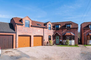 Plum Cottage, Harrow Lane, Droitwich WR9 7LQ