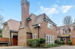 Southgait, Homefield Road, Rickmansworth WD3 5QJ