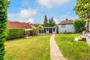 71, Grosvenor Road, Epsom KT18 6JF