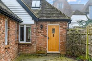 Dove Cottage, North Street, Biddenden TN27 8AG