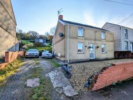 77a, Heol Waunyclun, Trimsaran, Kidwelly SA17 4BS