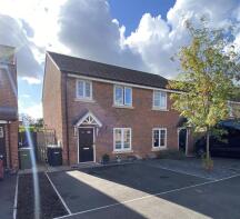 16, Fox Covert Close, Bedale DL8 1XJ