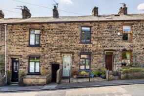 27, Denshaw Road, Delph OL3 5EY