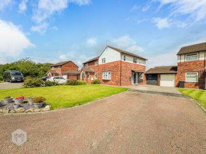 Woolmer Close, Birchwood, WA3