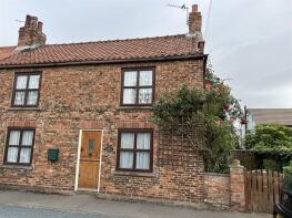Hedgerows, North Street, Barmby-on-the-marsh, Barmby On The Marsh DN14 7HL