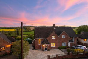 10, Oakley Road, Tadley RG26 5TU